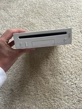 Nintendo wii console - nintendo,