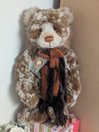 Charlie bears mince pie - bears,