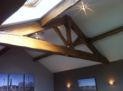 Oak king post roof truss - roof,