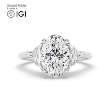 Oval Diamond Trilogy Ring 14k