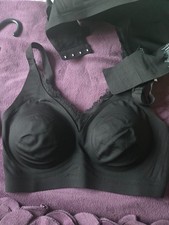 QVC - Rhonda Shear Gel Bra. 2 x Black. Size Medium