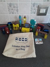 London Wooden Play Set In A Bag - complete