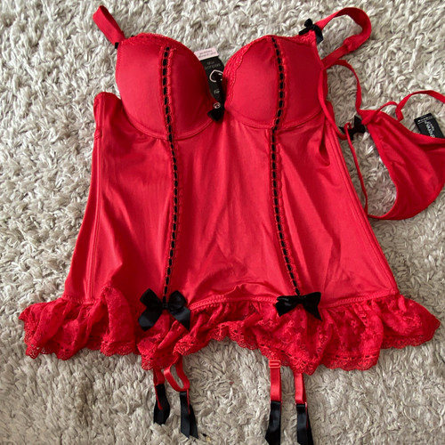 New with tags - , basque
