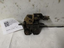 905039428R boot lid lock for