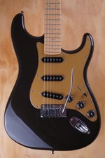 2006 Fender American Deluxe Stratocaster in Montego Black, with Hard Case (Used)
