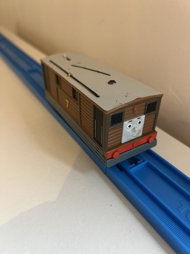 Trackmaster tomy toby train - trackmaster,