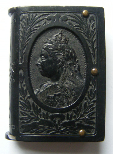 Vintage vulcanite vest case