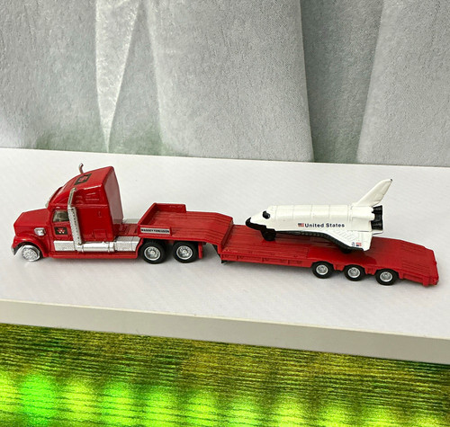 Massey ferguson red - 1:64, semi