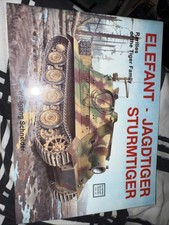 Elefant ac Jagdtiger ac Sturmtiger: Variations of the Tiger Family