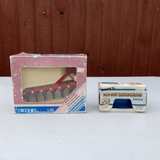 Ertl 1/32 Scales Implements Wagon 1977  & 6 bottom Plow Plough Vintage BUNDLE