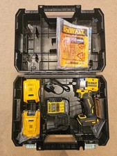 DeWalt DCF922D2T-GB 18v XR Cordless Brushless Compact 1/2" Impact Wrench DCF921