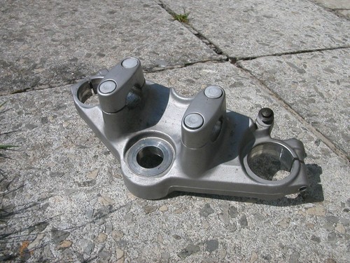 Triple clamp top yoke - ,