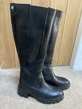 Russell & Bromley Black City