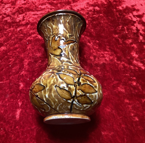 Royal doulton lambeth vase - royal,