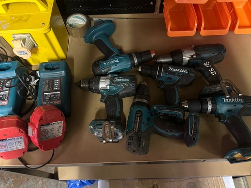 Makita 18v power tool job - 18v, lot