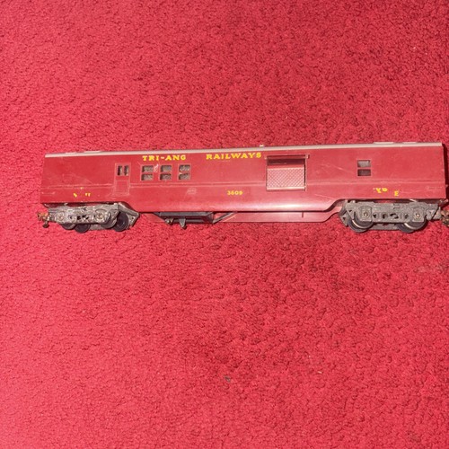 Tri ang railways - mail, carriage