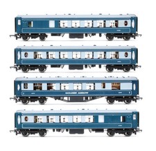 WRENN 'OO' GAUGE RAKE OF 4