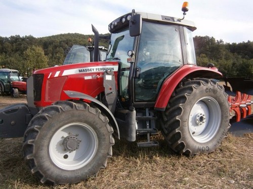 Massey ferguson tractor - massey,