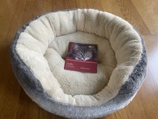 Round Cat Dog Grey Fluffy Bed