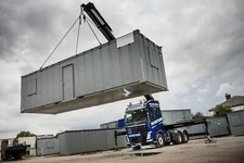 Hiab Mobile Crane Hire &Transportation We move machinery,cabins,containers,plant