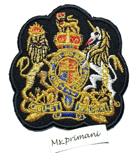 Embroidered royal coat arms - royal, of