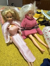 Sindy x 2 clothes accessories etc  