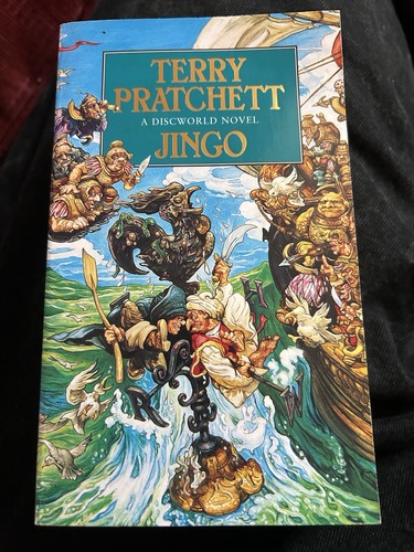 Terry pratchett jingo - pratchett,