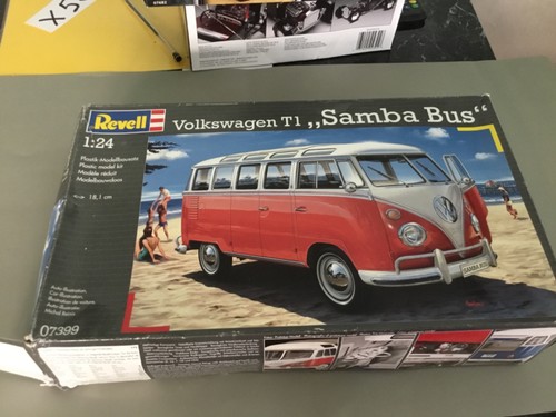 Revell samba bus 23 - t1,