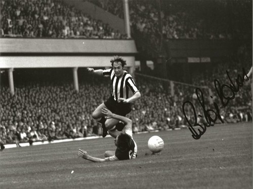 Signed bryan pop robson - pop,