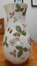 Wedgwood bone china vase wild - china,