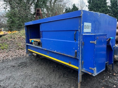 Hook lift roll - hook, on
