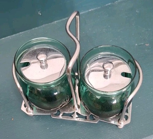 Mid century emerald green - mid, hand