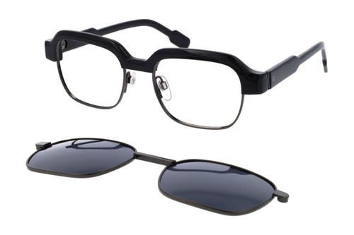 300 black eyeglasses - 300€,