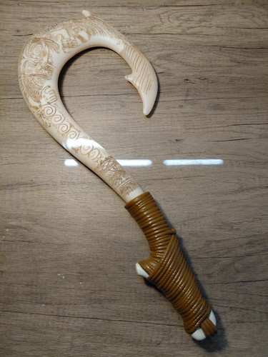 Moana maori magical fish hook