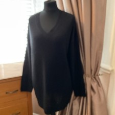 Black Longline Jumper V Neck