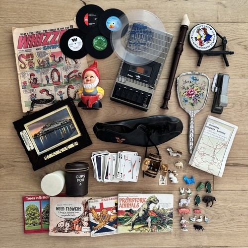 Vintage curios collectables - vintage,