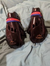 Taekwondo International Sparring Gloves Size Medium Adult Black