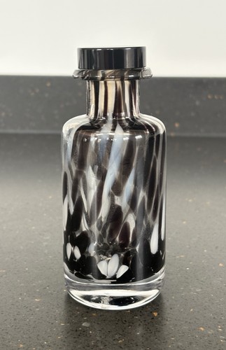Black white swirl art glass - swirl,