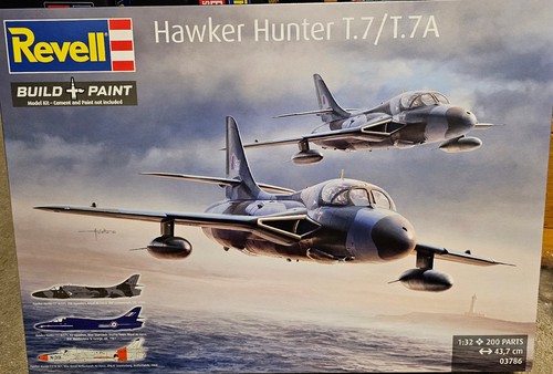 03786 revell scale hawker - revell,
