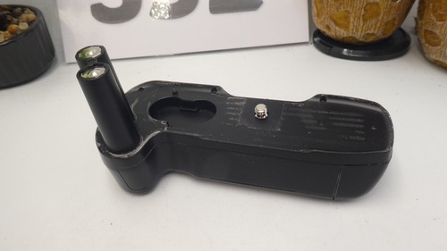 Nikon battery pack grip - nikon, mb-16