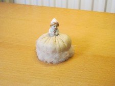 TINY VINTAGE PORCELAIN PIN