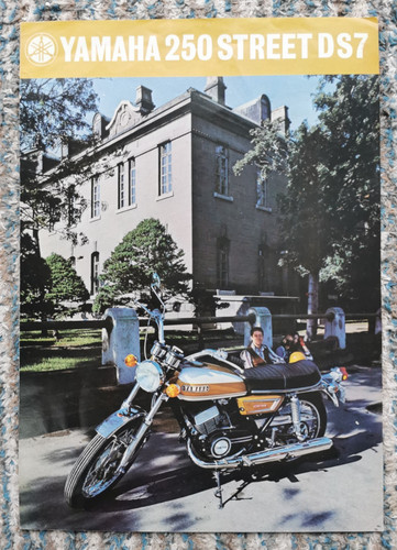 Yamaha 250 ds7 - 250, street