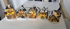 Christmas Mini LED Village Scene - 5 Buildings -  Light Up Decoration - Battery