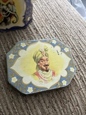 Beautiful Octagonal Tin Box