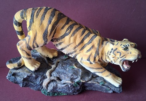 Vintage academy tiger statue - tiger,