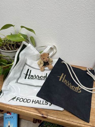 Lot harrods knightsbridge - harrods,