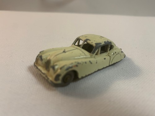 Vintage matchbox series 32 - no,