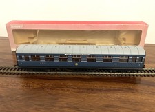 Hornby R4128A The Coronation Scot 1st Coach 1069 in LMS Coronation Blue Livery