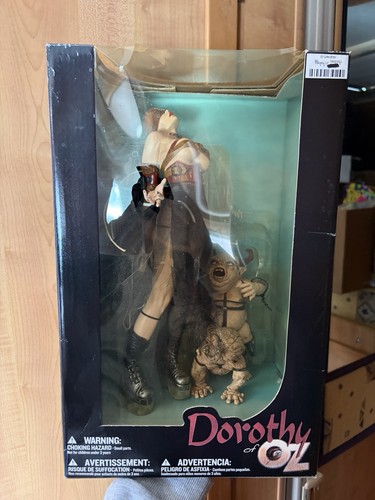 Mcfarlane monsters twisted - mcfarlane's, monsters: