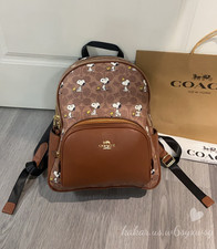 Coach Snoopy Classic